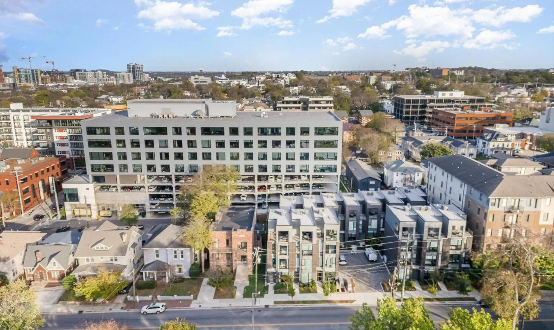 Luxe-Rooftop Echo-Private Deck-4 Mins Broadway Nashville 0*,