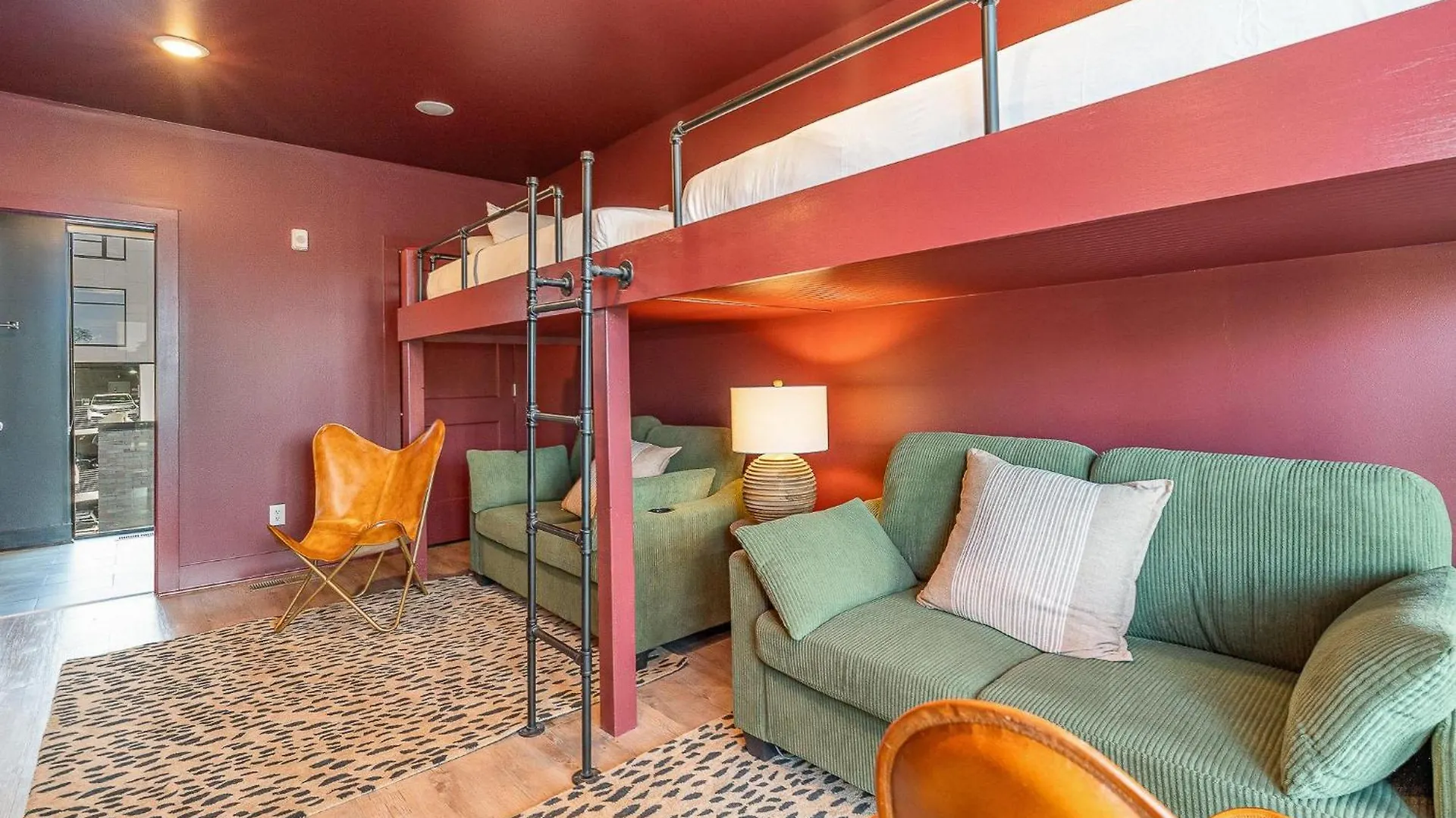 Luxe-Rooftop Echo-Private Deck-4 Mins Broadway Nashville Ferienhaus