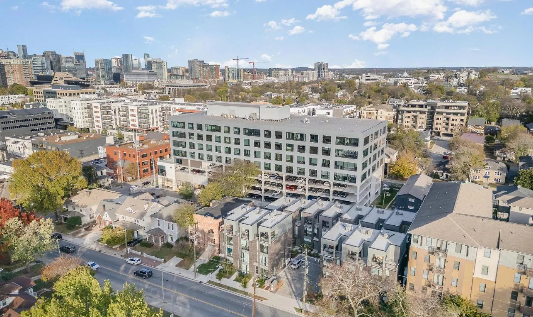 Luxe-Rooftop Echo-Private Deck-4 Mins Broadway Nashville Ferienhaus